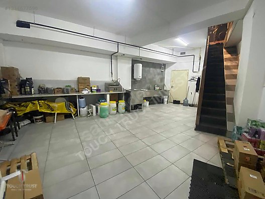 Beylikdüzü Beykent'te Yüksek Potansiyelli SATILIK 3 Katlı Dükkan