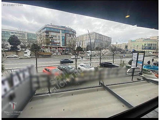 Beylikdüzü Beykent'te Yüksek Potansiyelli SATILIK 3 Katlı Dükkan