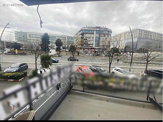 Beylikdüzü Beykent'te Yüksek Potansiyelli SATILIK 3 Katlı Dükkan
