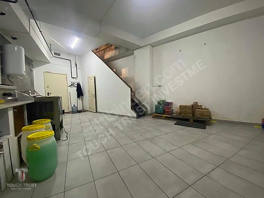 Beylikdüzü Beykent'te Yüksek Potansiyelli SATILIK 3 Katlı Dükkan