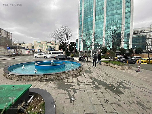 Beylikdüzü Beykent'te Yüksek Potansiyelli SATILIK 3 Katlı Dükkan