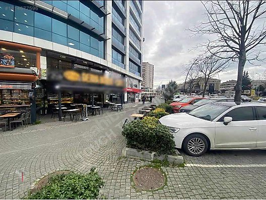 Beylikdüzü Beykent'te Yüksek Potansiyelli SATILIK 3 Katlı Dükkan