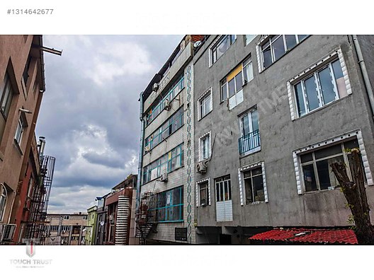 Güngören Sanayi Mah. Toplam 2100 m2 6 Katlı Satılık Komple Bina