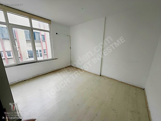 Güngören Sanayi Mah. Toplam 2100 m2 6 Katlı Satılık Komple Bina