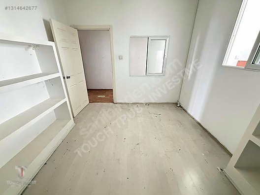 Güngören Sanayi Mah. Toplam 2100 m2 6 Katlı Satılık Komple Bina