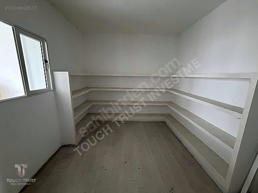 Güngören Sanayi Mah. Toplam 2100 m2 6 Katlı Satılık Komple Bina