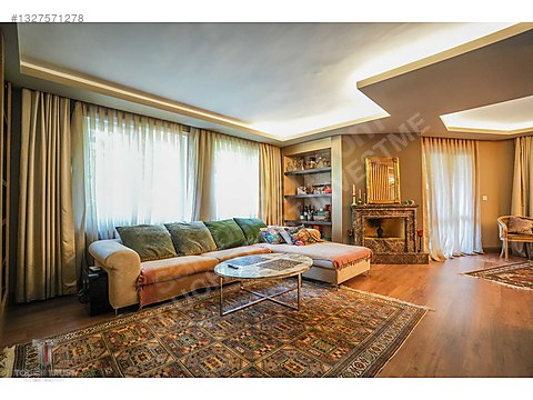 Göztepe'de Yenilenmiş, Şömineli 4+1 Lüks Daire
