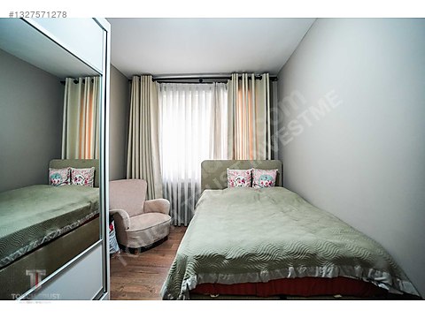 Göztepe'de Yenilenmiş, Şömineli 4+1 Lüks Daire
