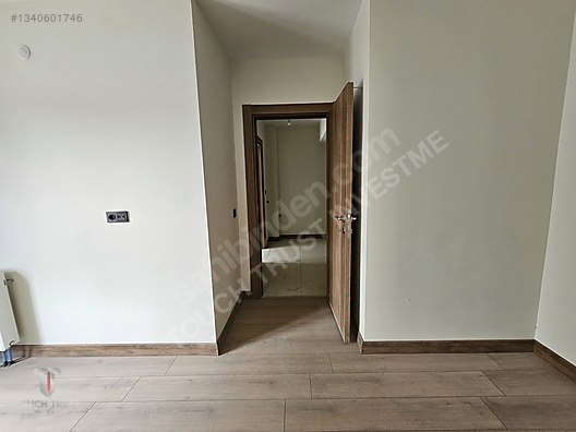 Ataşehir İmar İskan'da Satılık 3+1 Daire, 120m², 1. Kat
