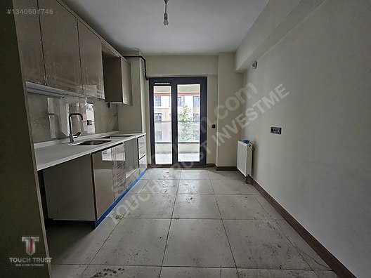 Ataşehir İmar İskan'da Satılık 3+1 Daire, 120m², 1. Kat