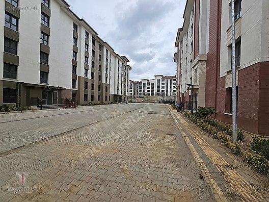 Ataşehir İmar İskan'da Satılık 3+1 Daire, 120m², 1. Kat