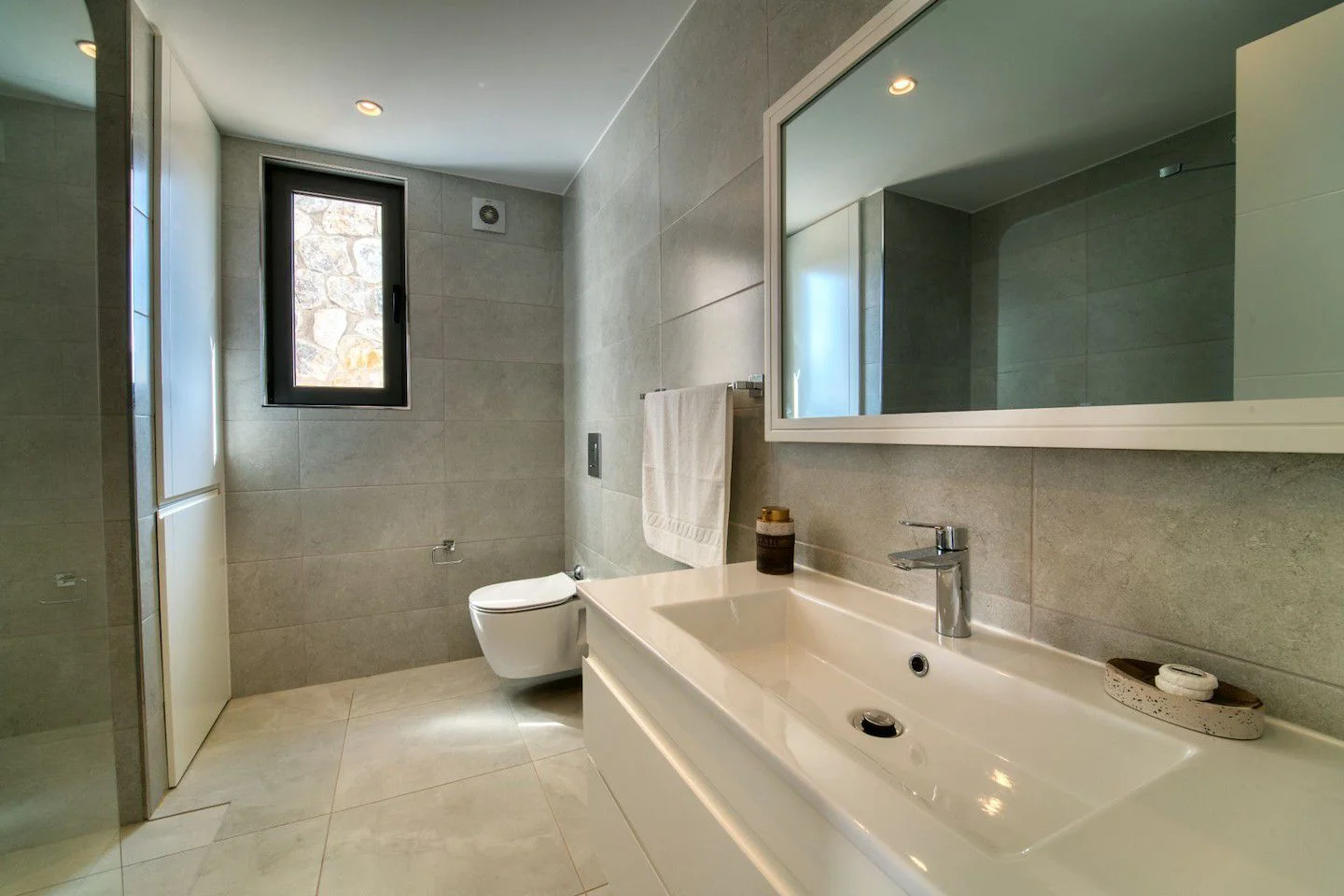 evergreen-112-interior-36