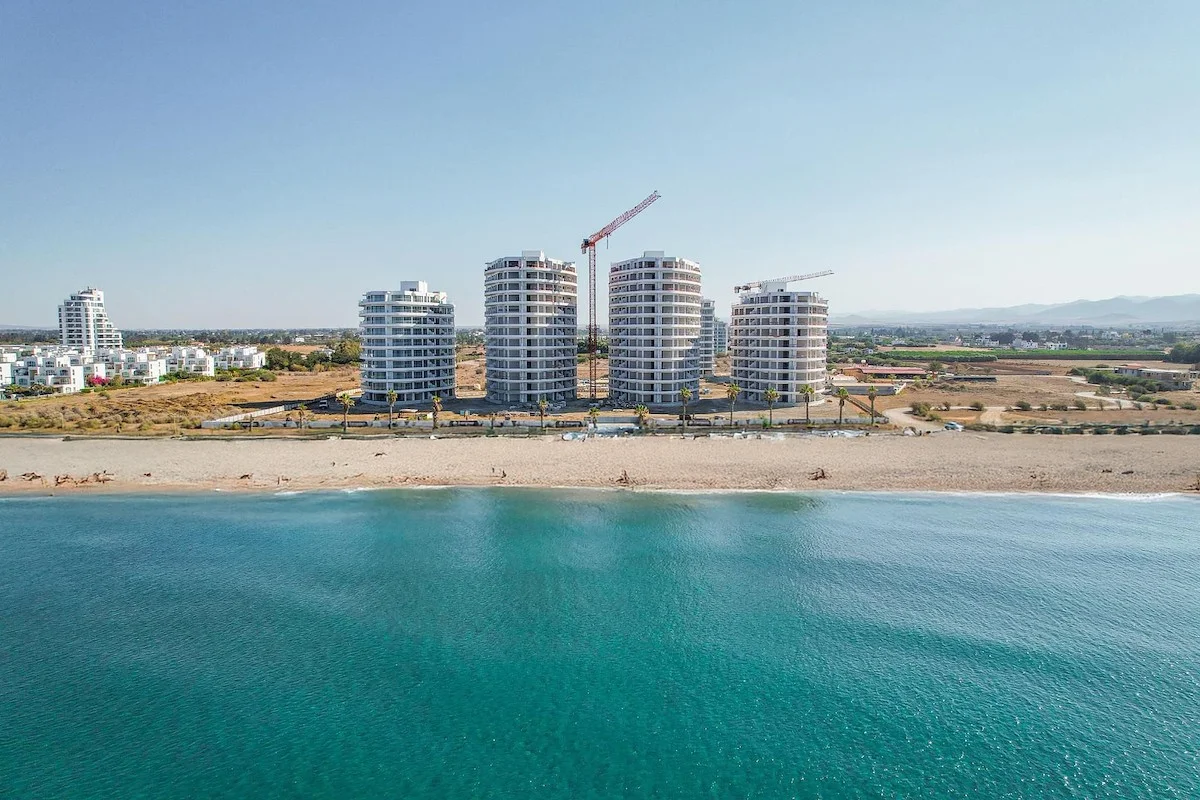 evergreen-8-exterior-15
